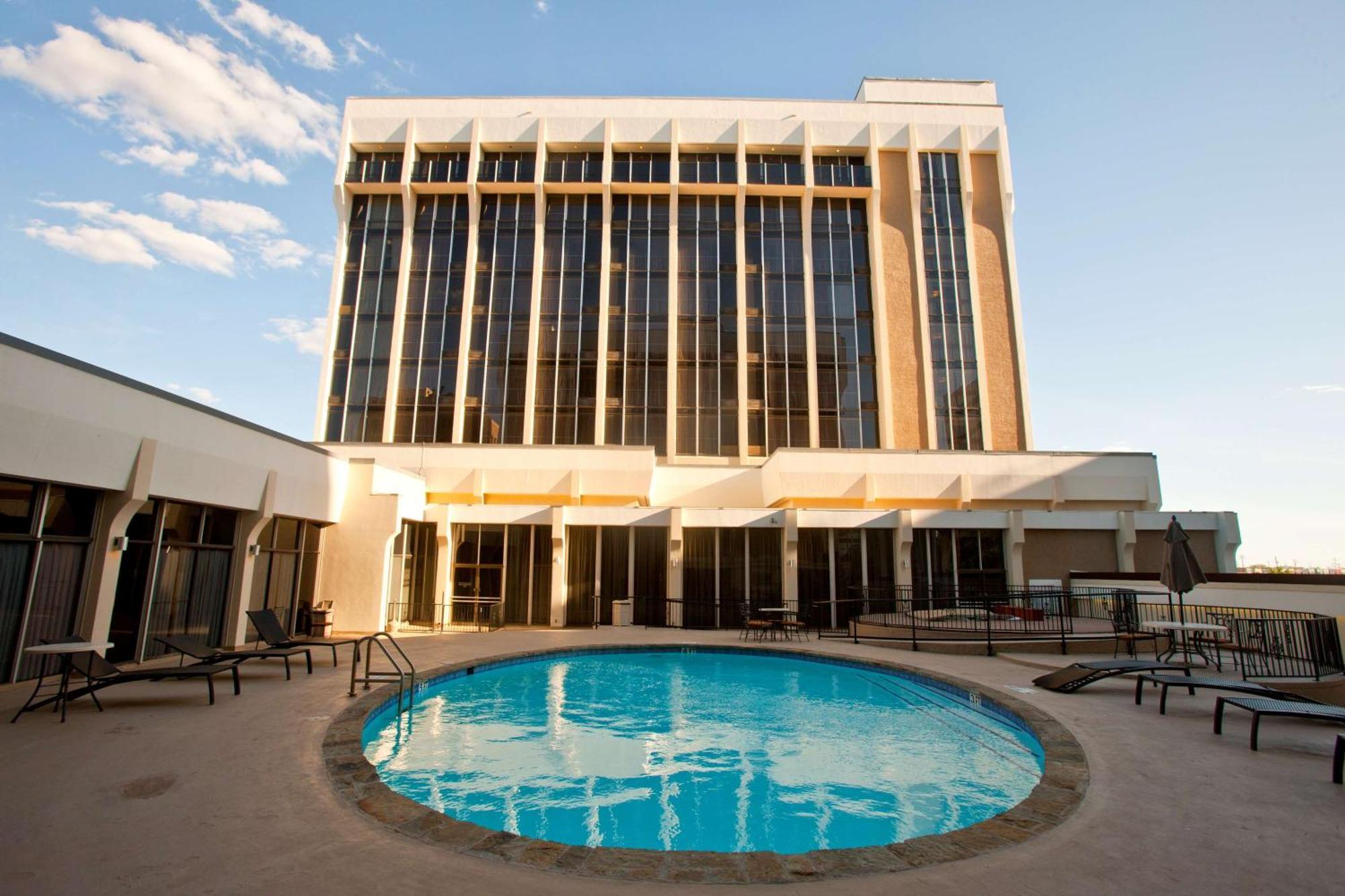Wyndham Midland Downtown Hotel Exterior photo